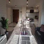 Διαμέρισμα Apartament Silver Garden Wes Quality Πόζναν